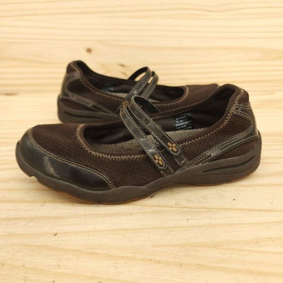 L.L. Bean Shoes - LL Bean Women's Mary Janes Sz 7.5 M Brown Suede Breathable Comfort Shoes Flats